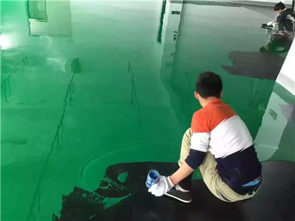 七里河下面给你一份环氧地坪漆施工的完整流程